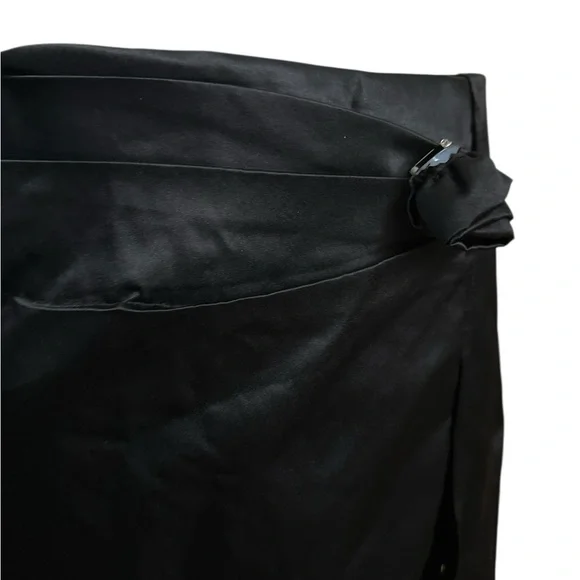 Another Mode Women’s Asymmetrical Mini Skirt Long Side Drape Black Size M NWT - Picture 13 of 13